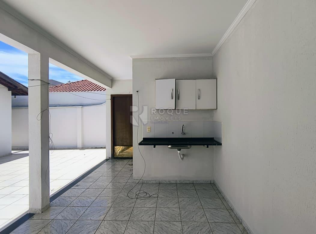 Casa em condomínio para aluguel no bairro Parque Egisto Ragazzo: Cozinha externa 
