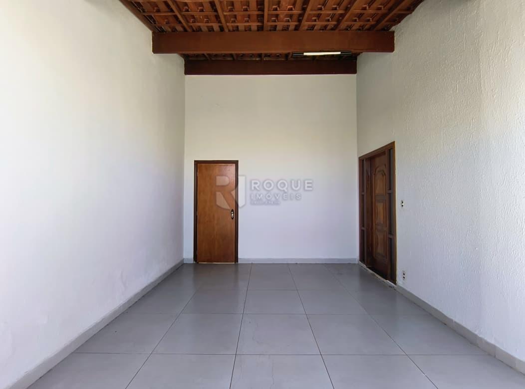 Casa em condomínio para aluguel no bairro Parque Egisto Ragazzo: Garagem