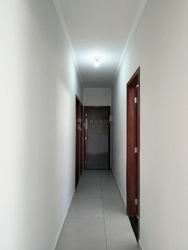 Casa em condomínio para aluguel no bairro Parque Egisto Ragazzo: Hall