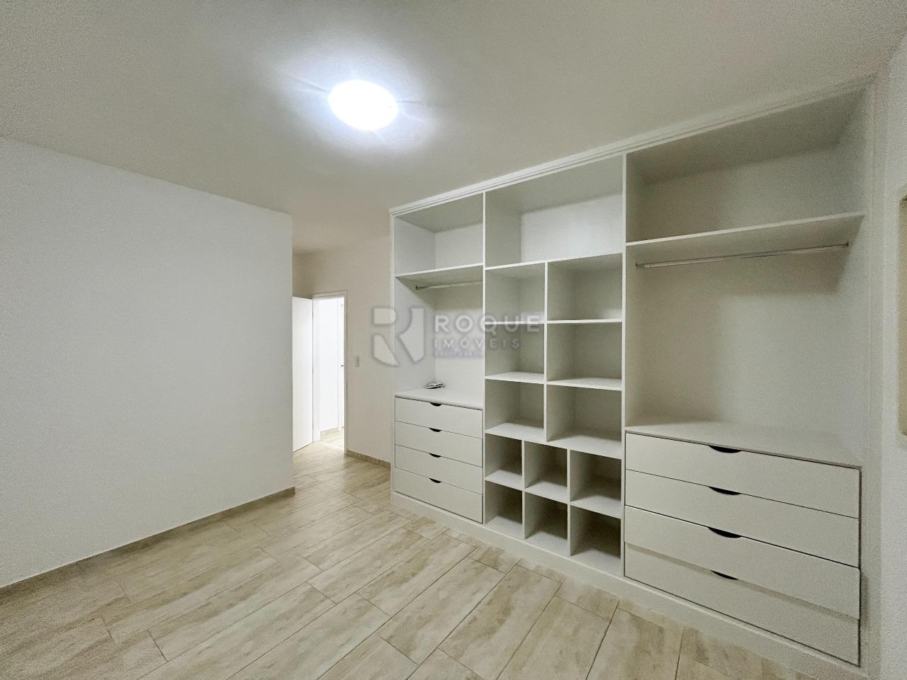 Casa em condomínio para aluguel no bairro Residencial Ilha de Bali: Suíte 1 segundo andar 