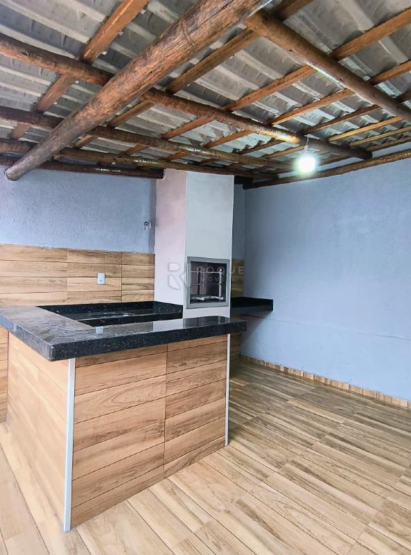 Casa Comercial para aluguel no bairro Centro: Churrasqueira