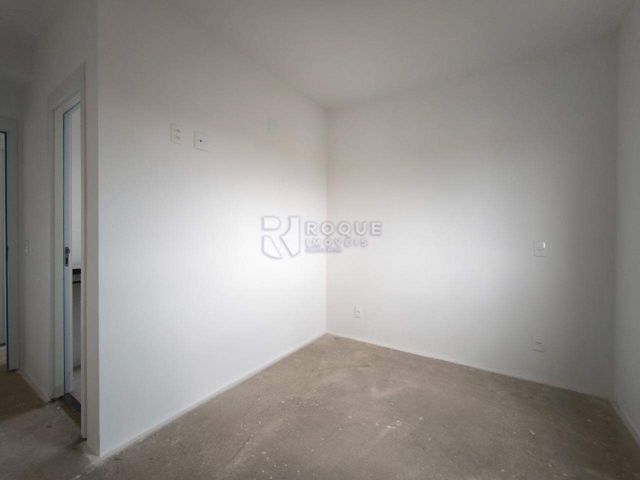 Apartamento à venda no bairro Jardim Santa Adélia: SUÍTE