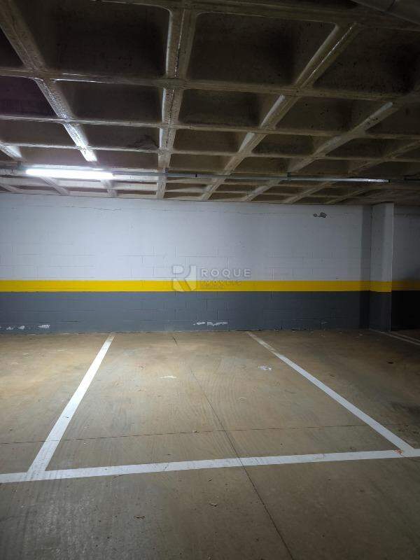 Apartamento à venda no bairro Jardim Santa Adélia: VAGA DE GARAGEM