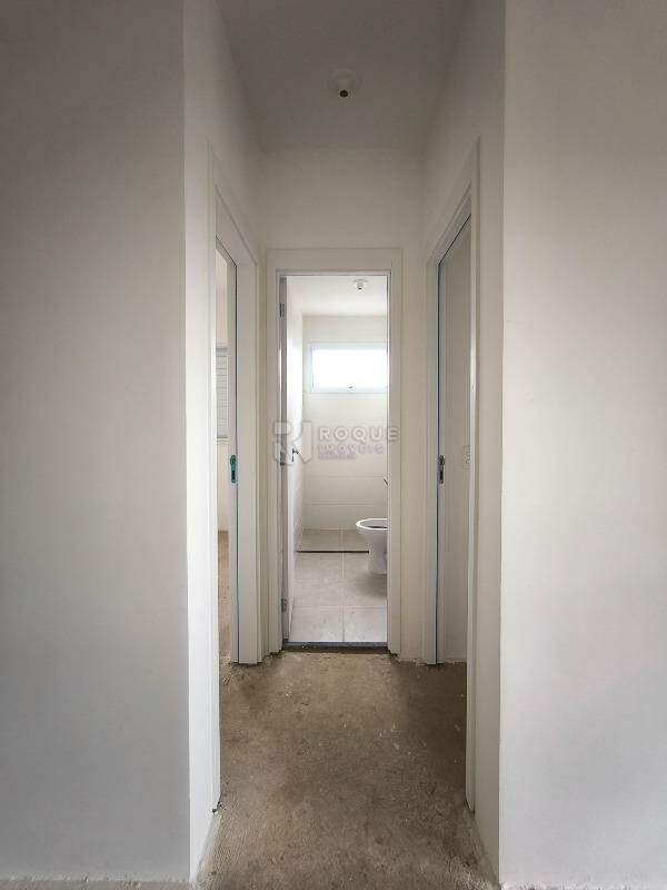 Apartamento à venda no bairro Jardim Santa Adélia: CORREDOR INTERNO