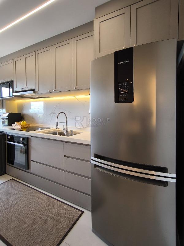 Apartamento à venda no bairro Jardim Santa Adélia: COZINHA