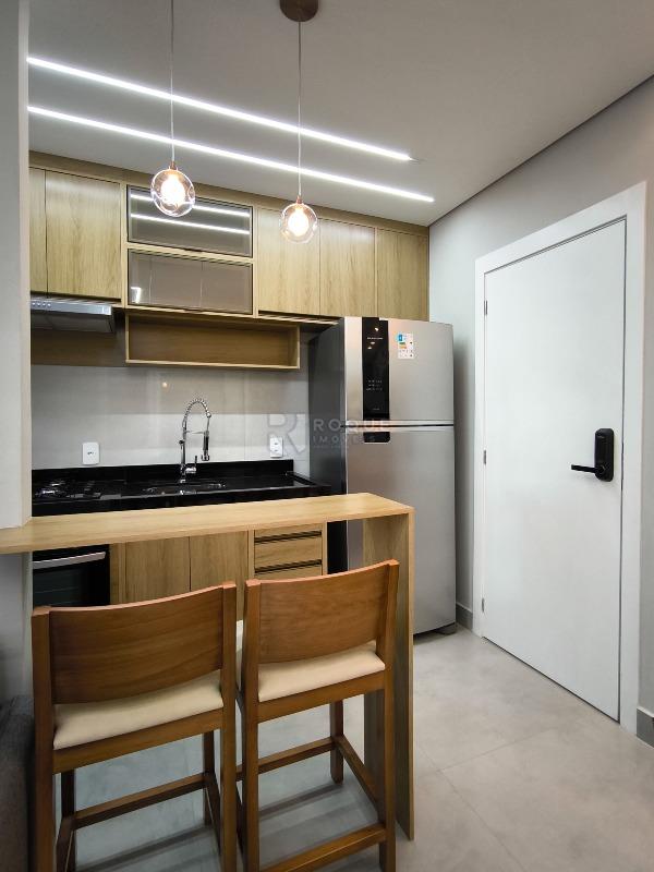 Apartamento à venda no bairro Graminha: COZINHA