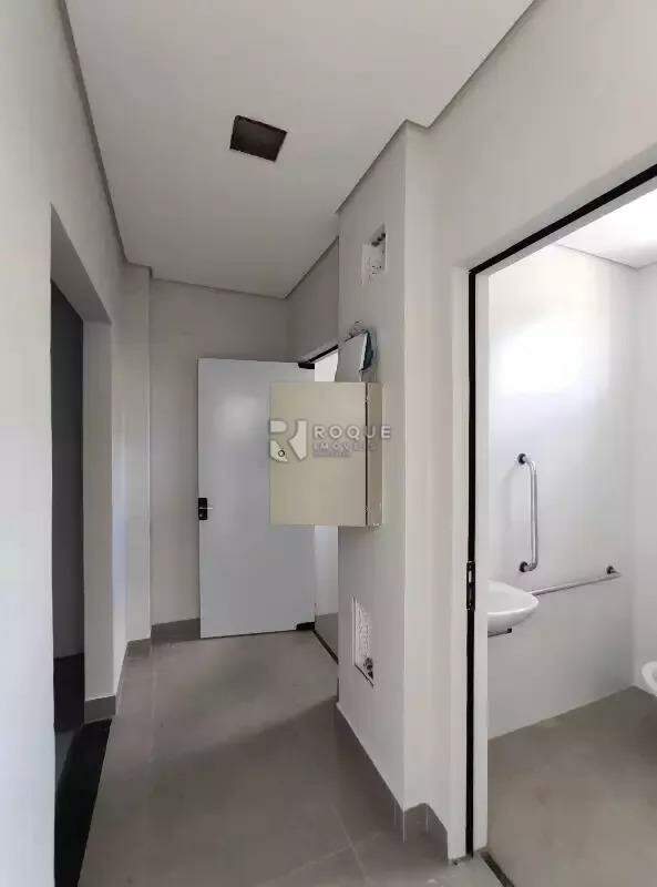 Barracão/Galpão para aluguel no bairro Jardim Porto Real II: Hall