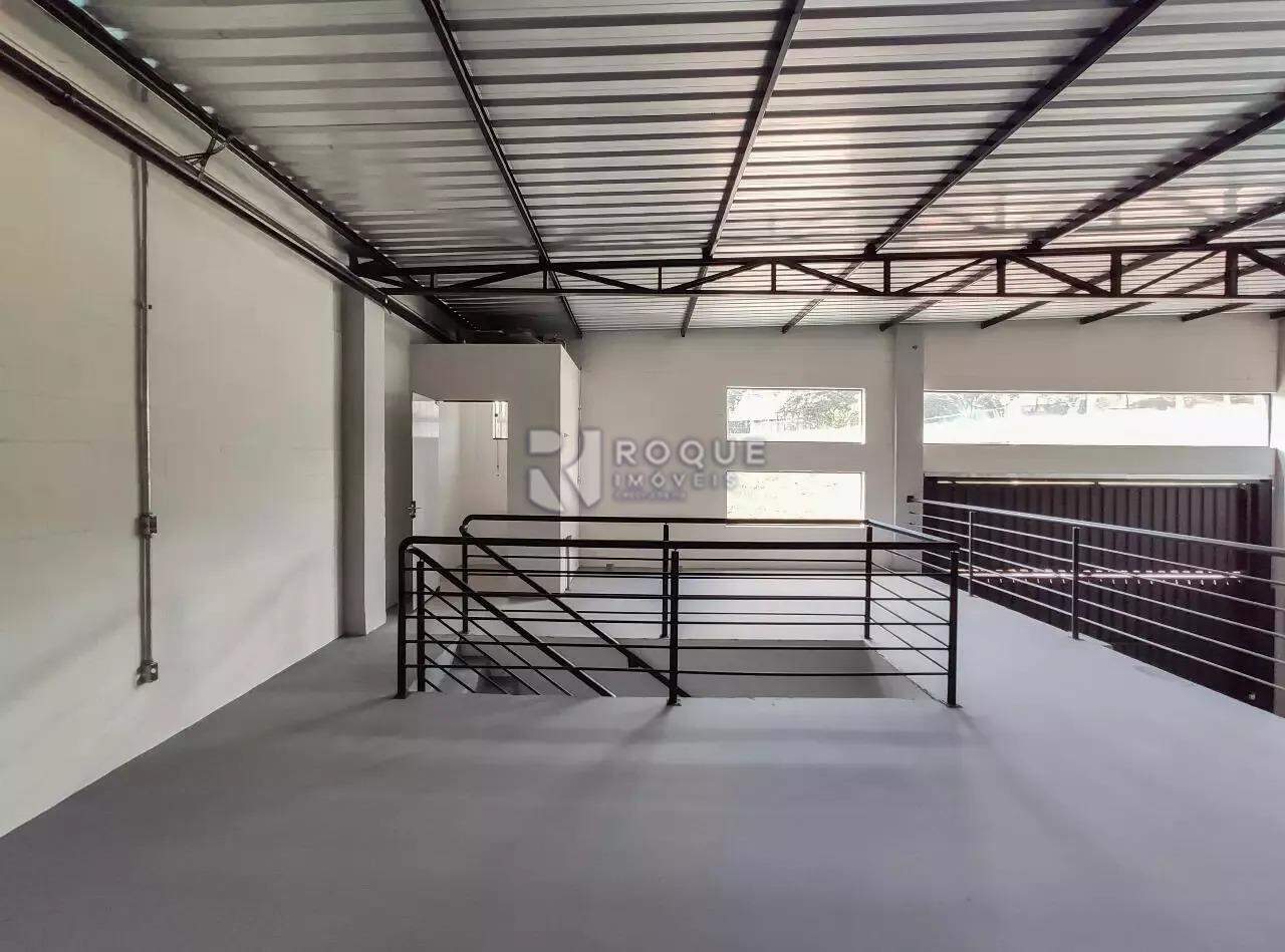 Barracão/Galpão para aluguel no bairro Jardim Porto Real II: Mezanino