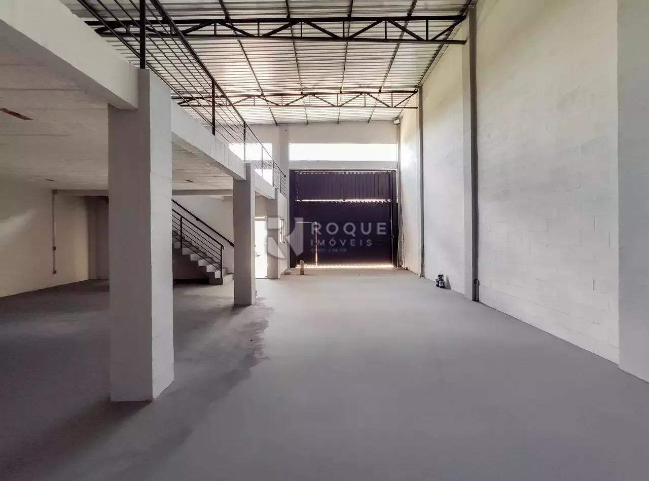 Barracão/Galpão para aluguel no bairro Jardim Porto Real II: Salão