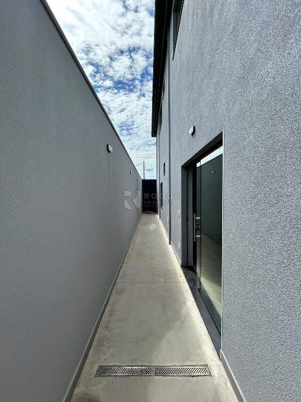 Barracão/Galpão para aluguel no bairro Jardim Colinas de São João: Corredor 