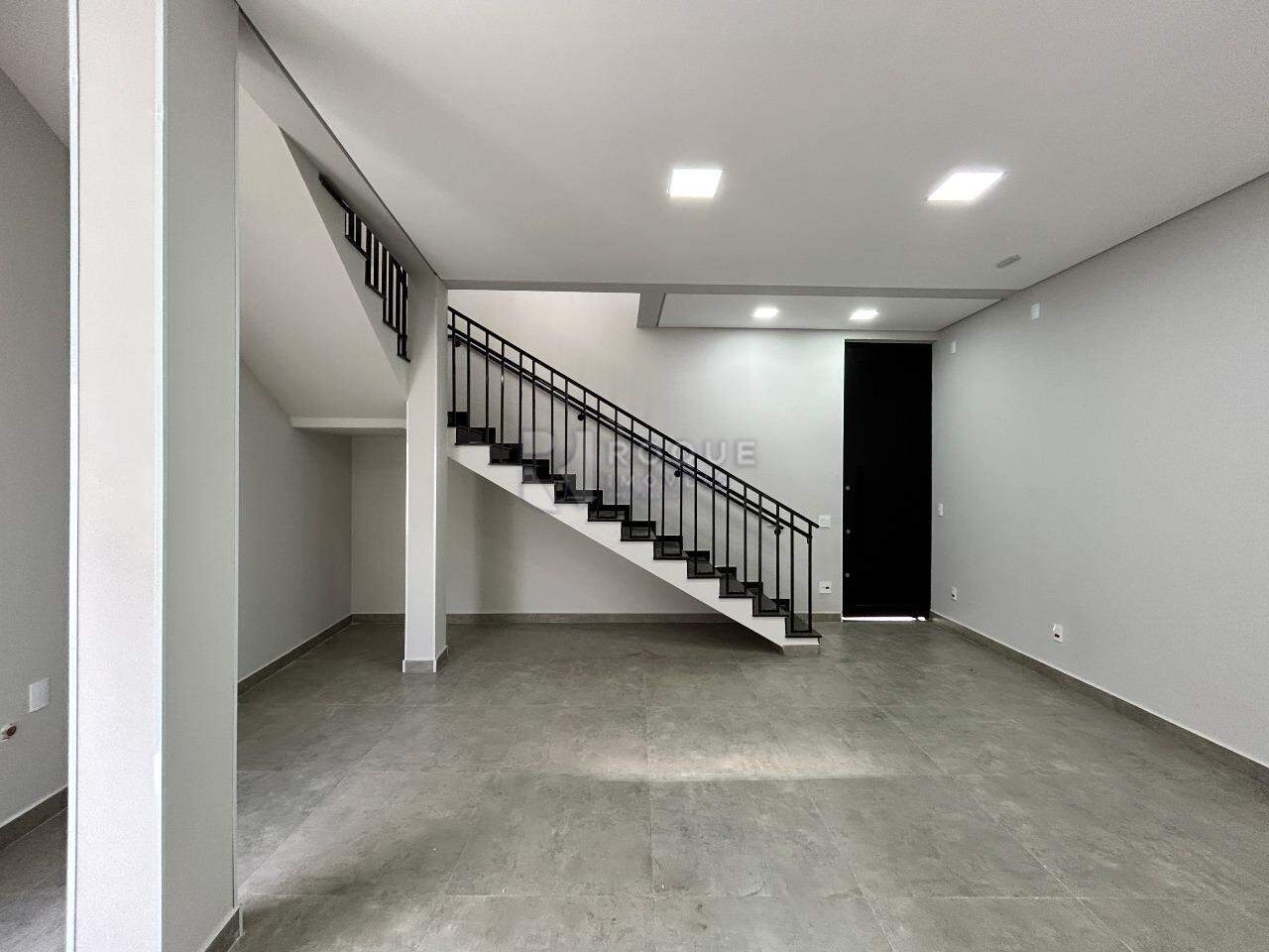 Barracão/Galpão para aluguel no bairro Jardim Colinas de São João: Sala