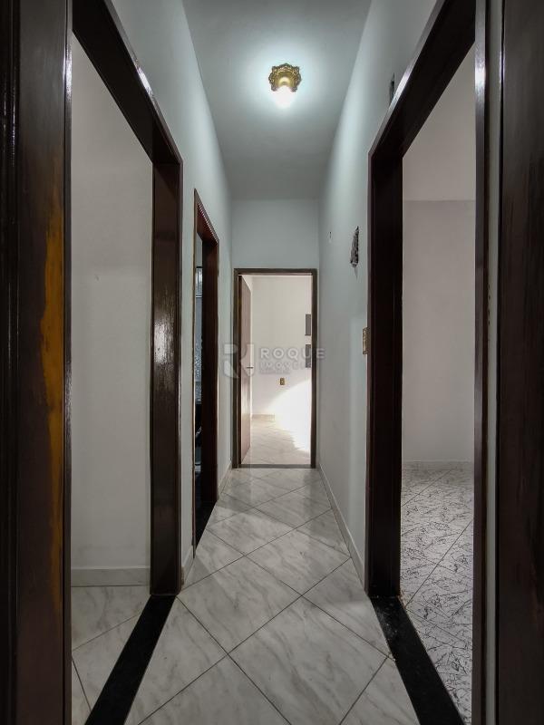 Casa Residencial à venda no bairro Jardim Residencial Guimarães: CORREDOR INTERNO