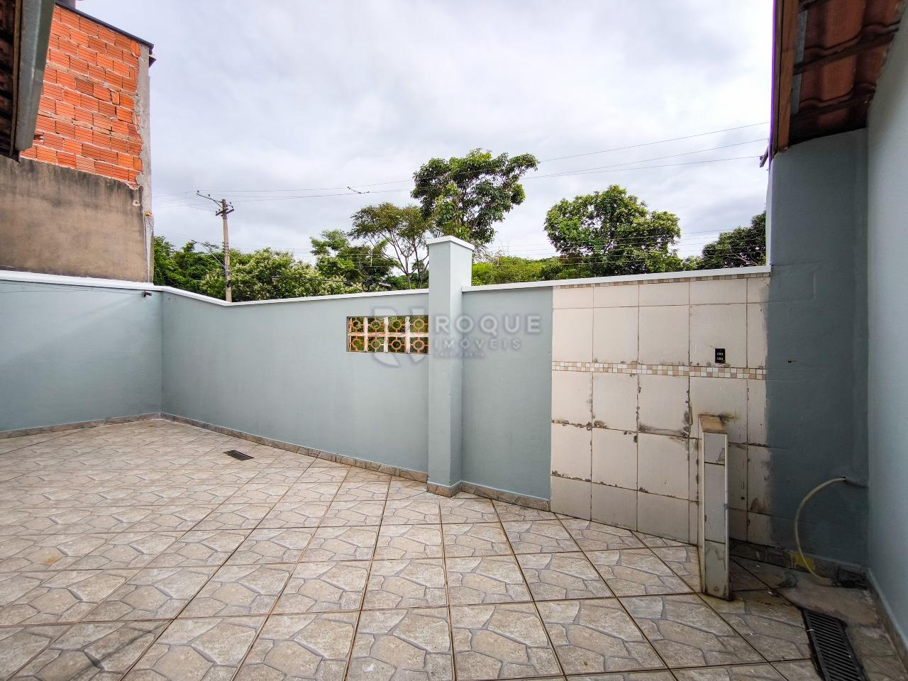 Casa Residencial à venda no bairro Jardim Residencial Guimarães: QUINTAL