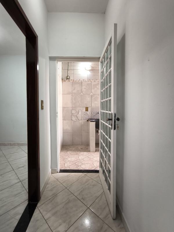 Casa Residencial à venda no bairro Jardim Residencial Guimarães: ÁREA DE CIRCULAÇÃO