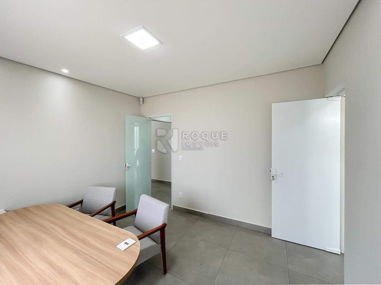 Salas/Conjuntos para aluguel no bairro Vila São Geraldo: Sala