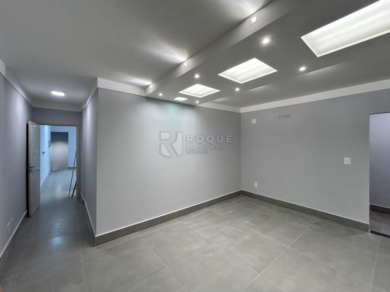 Casa Comercial para aluguel no bairro Centro: Sala 3