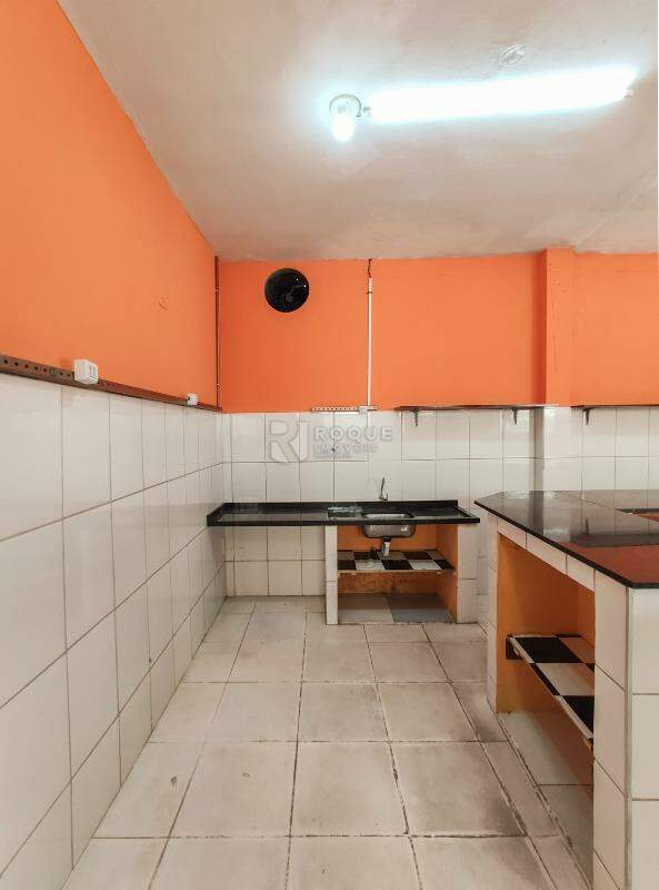 Salão à venda no bairro Jardim Nova Itália: Salão