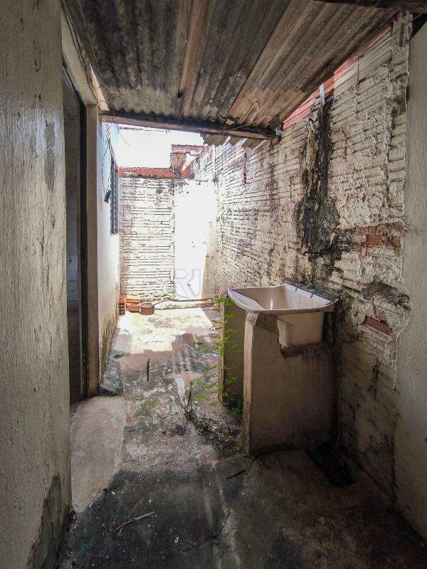 Salão à venda no bairro Jardim Nova Itália: LAVANDERIA