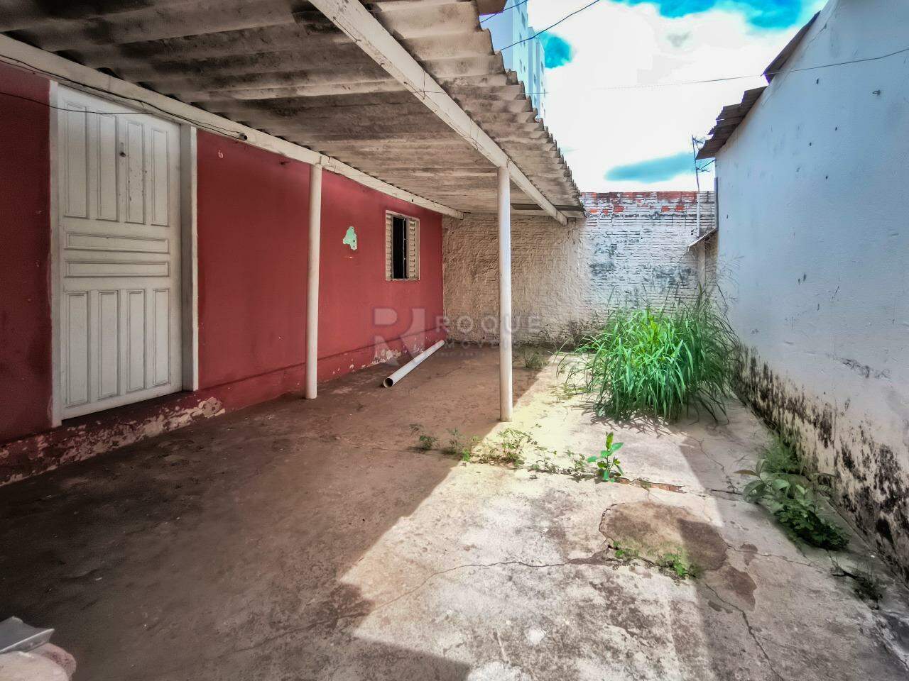 Salão à venda no bairro Jardim Nova Itália: FRENTE EDÍCULA