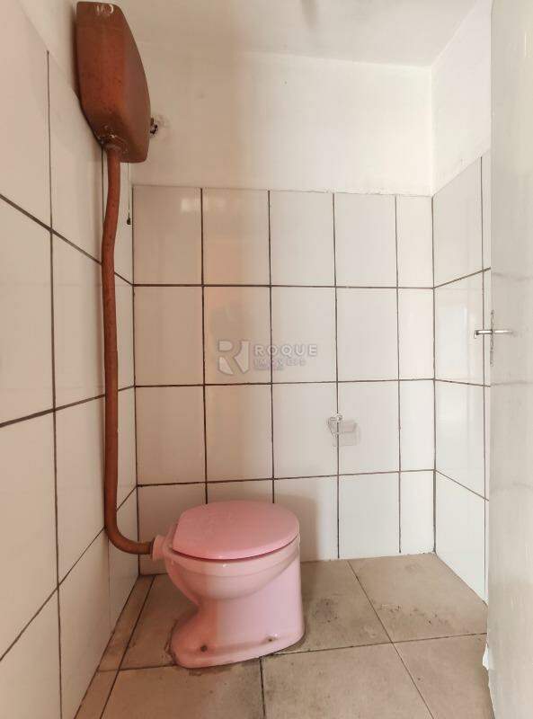 Salão à venda no bairro Jardim Nova Itália: WC social 1