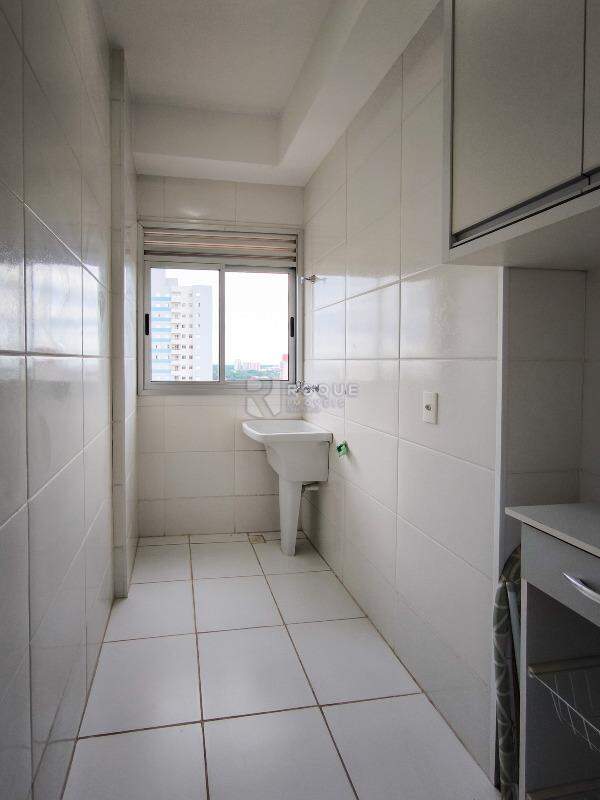 Apartamento à venda no bairro Chácaras Antonieta: LAVANDERIA