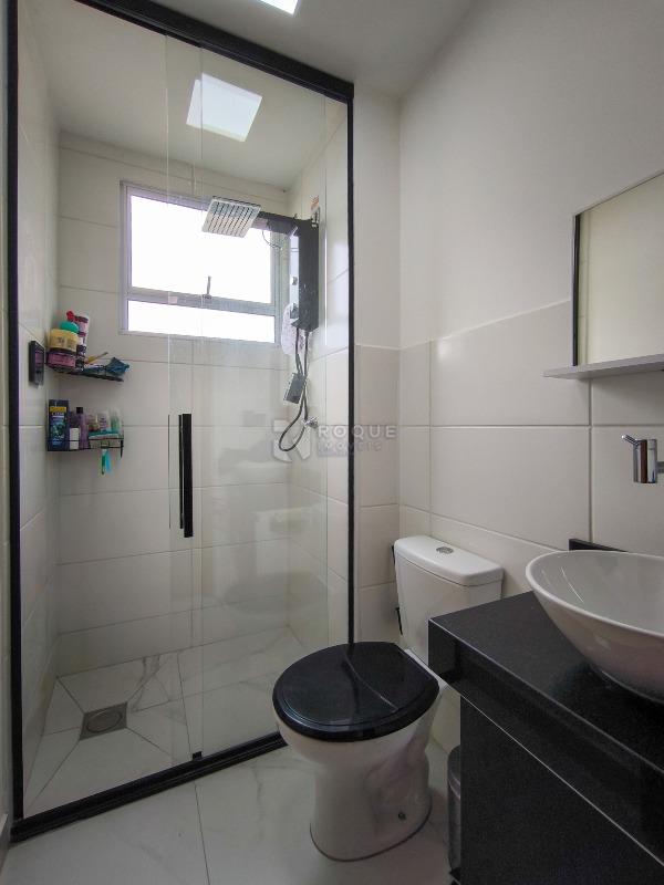 Apartamento à venda no bairro Fazenda Duas Barras: BANHEIRO SOCIAL