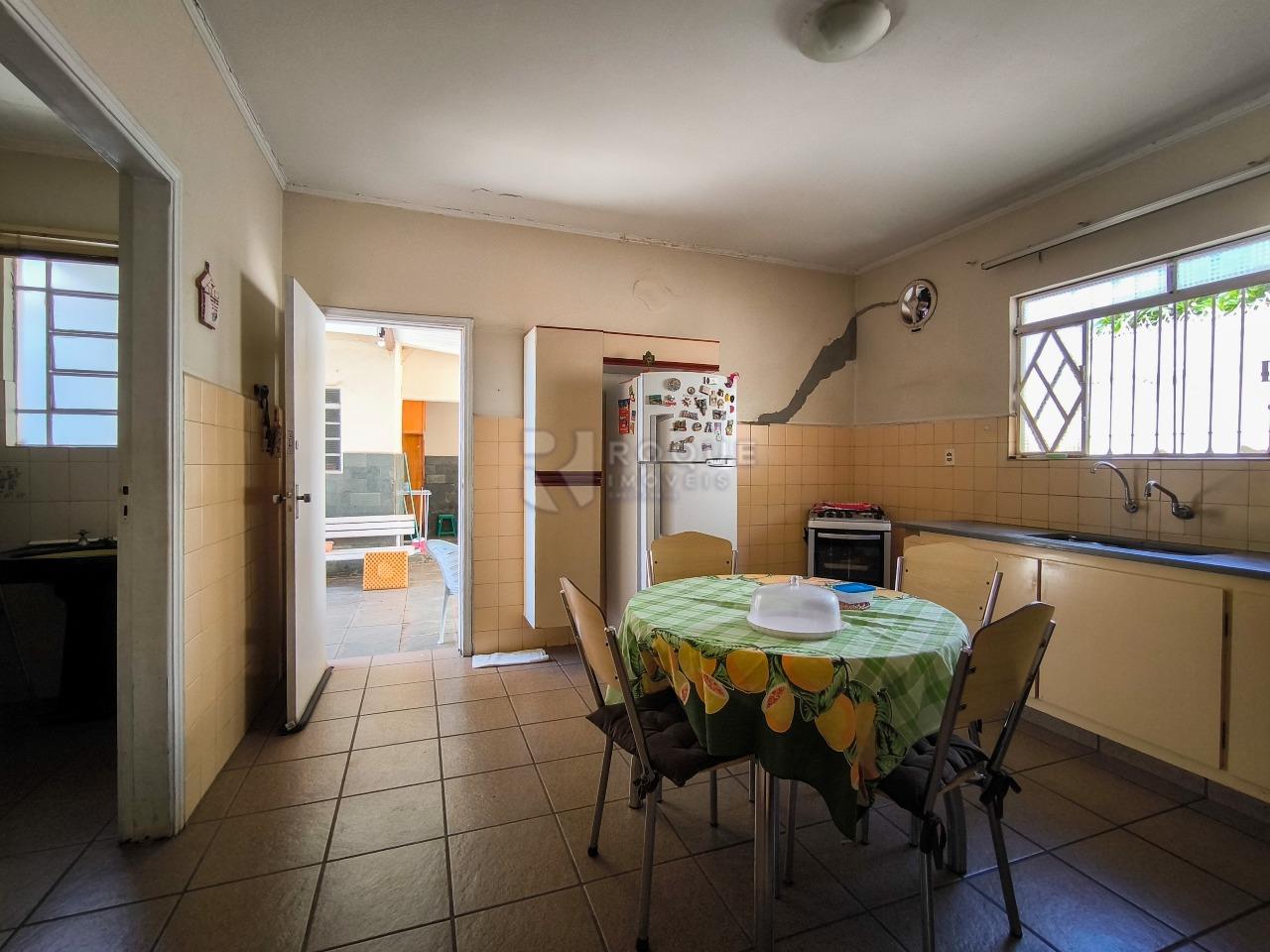 Casa Residencial à venda no bairro Vila Claudia: COZINHA