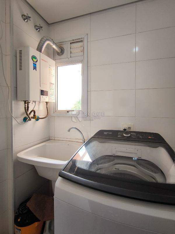 Apartamento à venda no bairro Jardim Residencial Francisco Cruãnes: LAVANDERIA