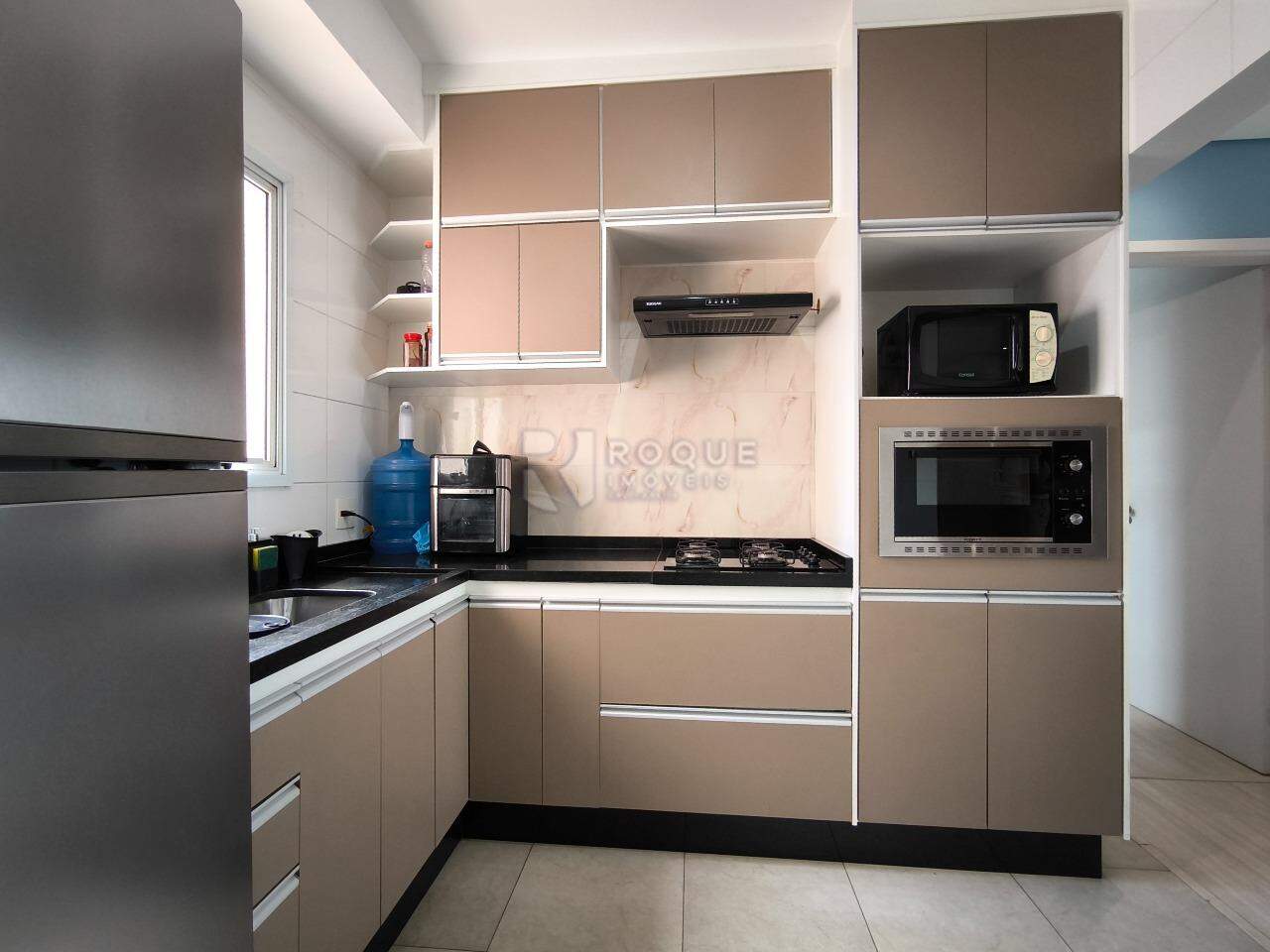 Apartamento à venda no bairro Jardim Residencial Francisco Cruãnes: COZINHA