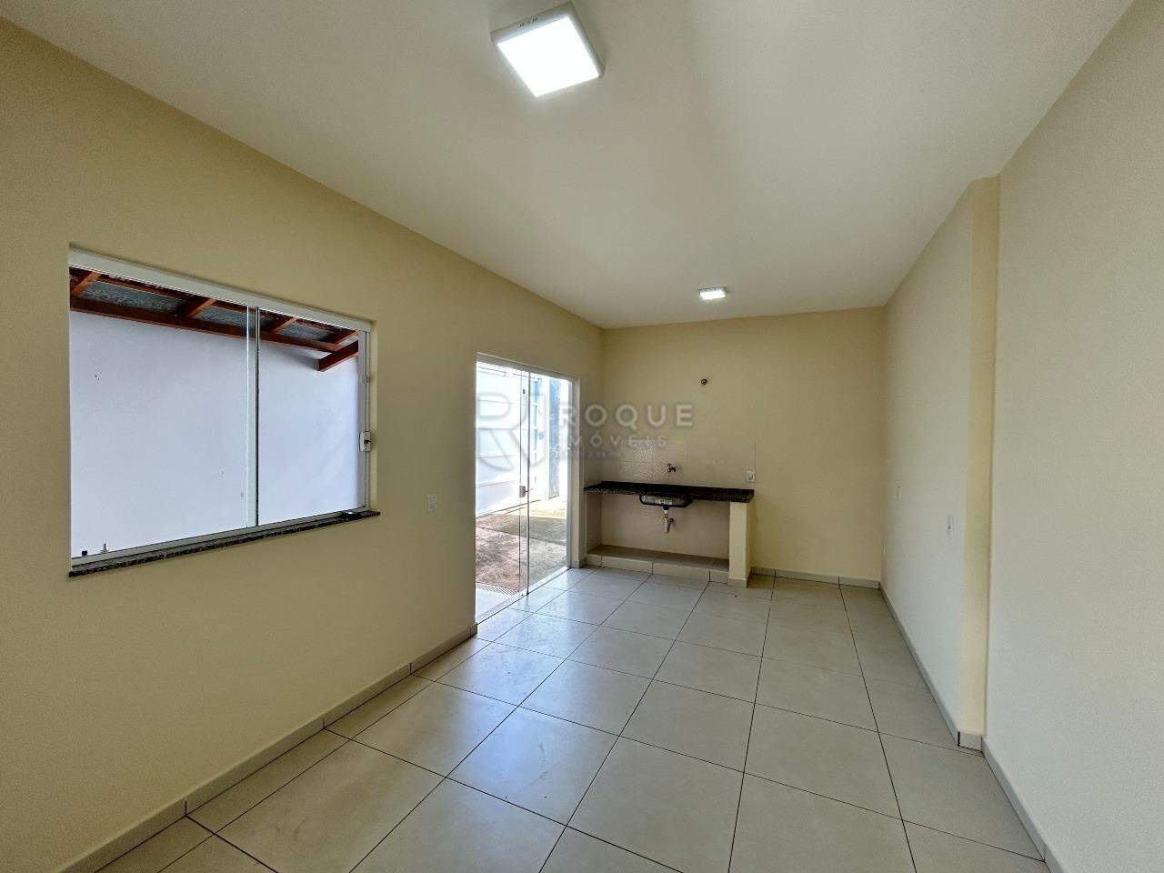 Casa Comercial para aluguel no bairro Vila Cristovam: Cozinha