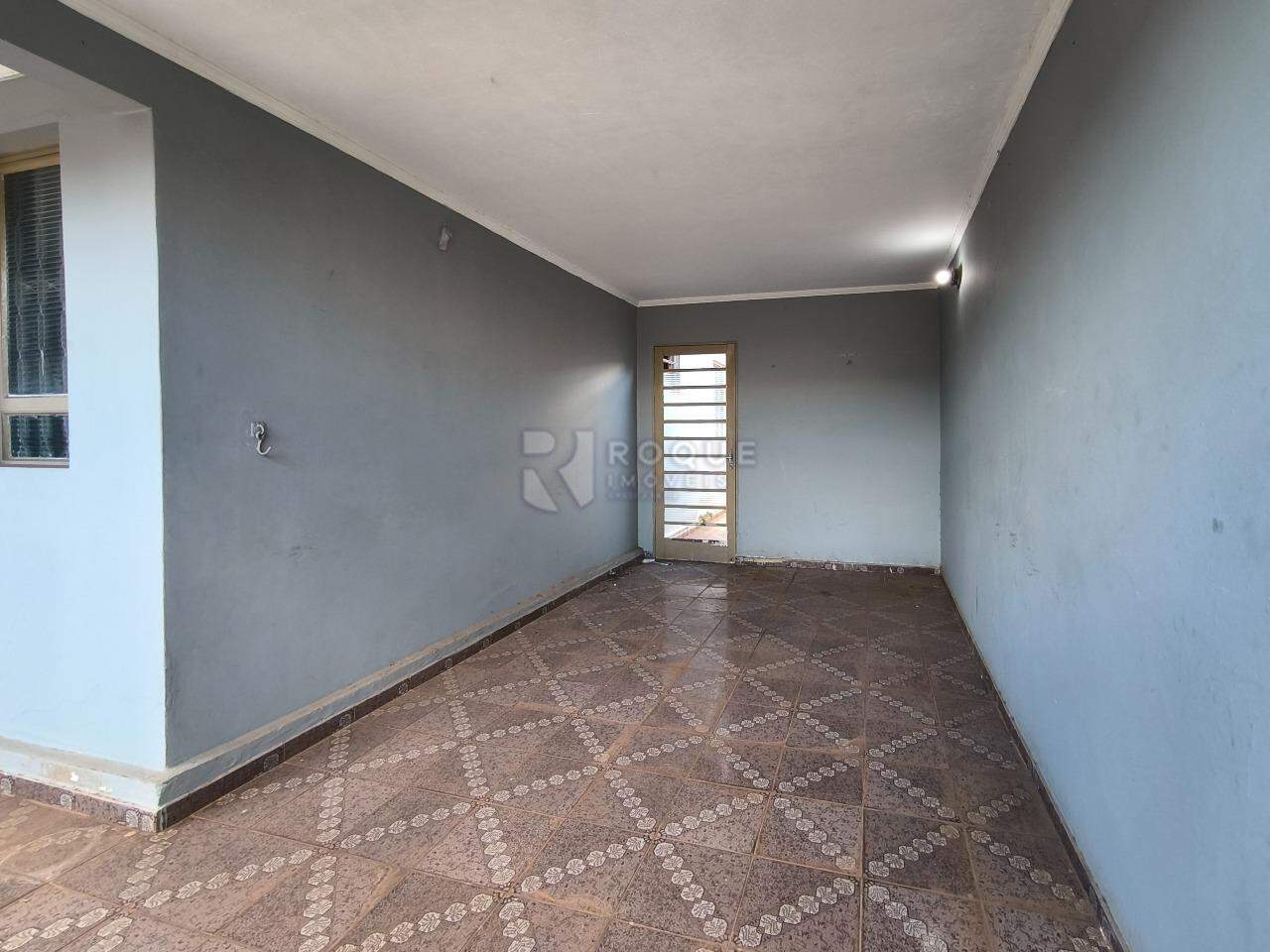 Casa Residencial à venda no bairro Jardim Santa Luiza: GARAGEM