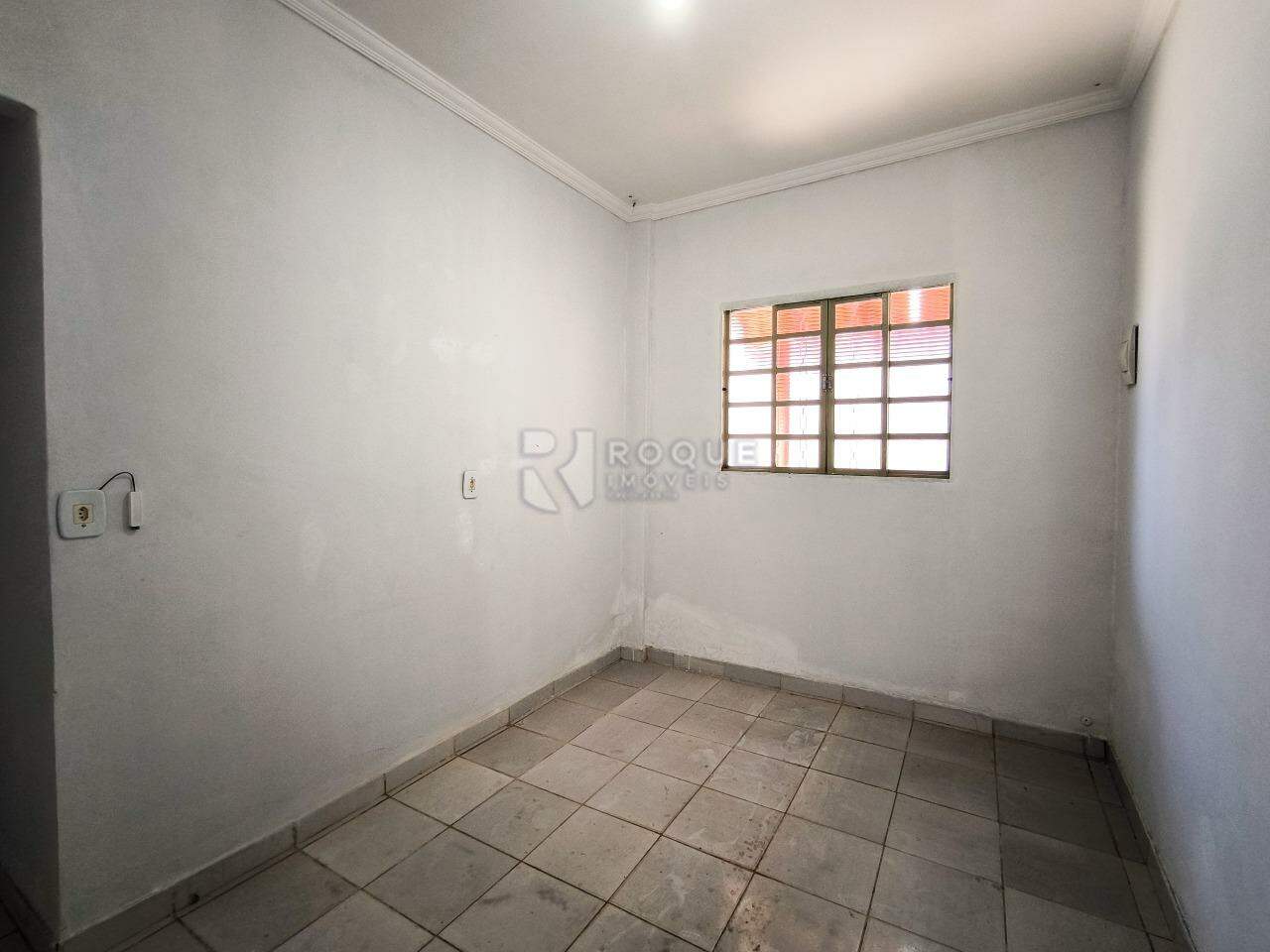 Casa Residencial à venda no bairro Jardim Santa Luiza: SALA DE ESTAR EDÍCULA