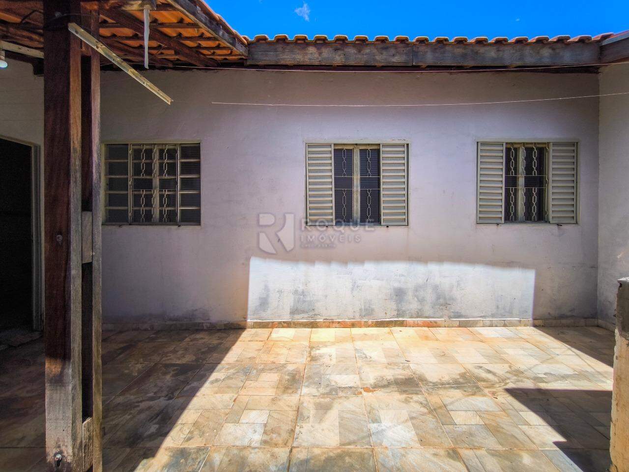 Casa Residencial à venda no bairro Jardim Santa Luiza: FRENTE EDÍCULA