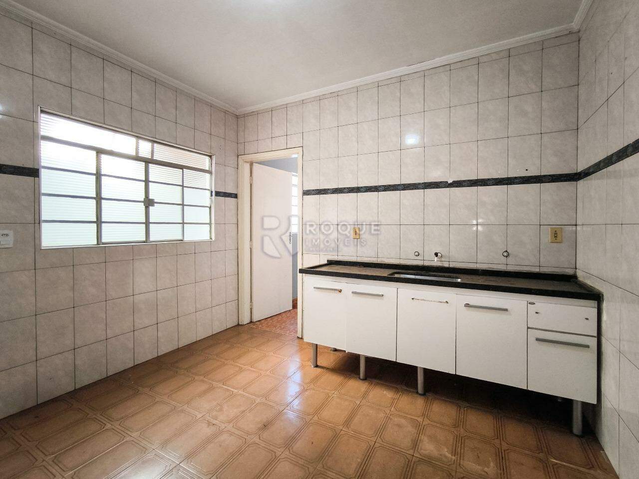 Casa Residencial à venda no bairro Jardim Santa Luiza: COZINHA