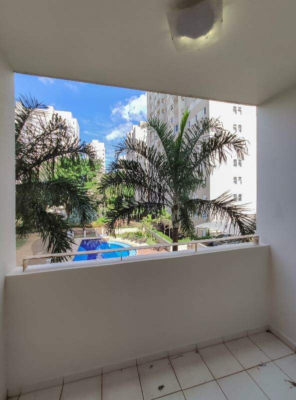 Apartamento à venda no bairro Jardim Esmeralda: Sacada 