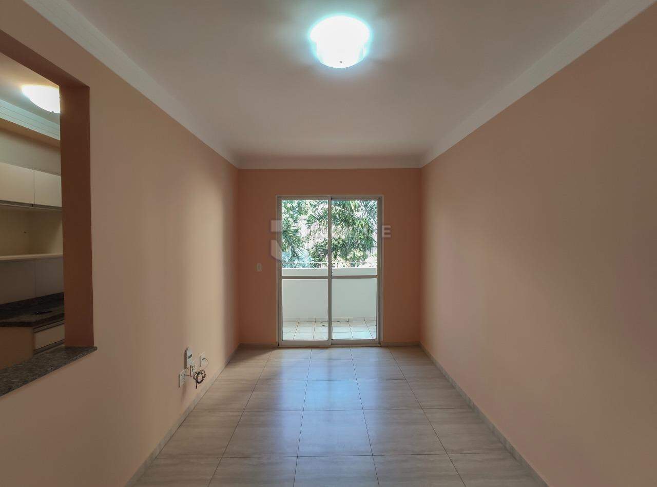 Apartamento à venda no bairro Jardim Esmeralda: Sala 