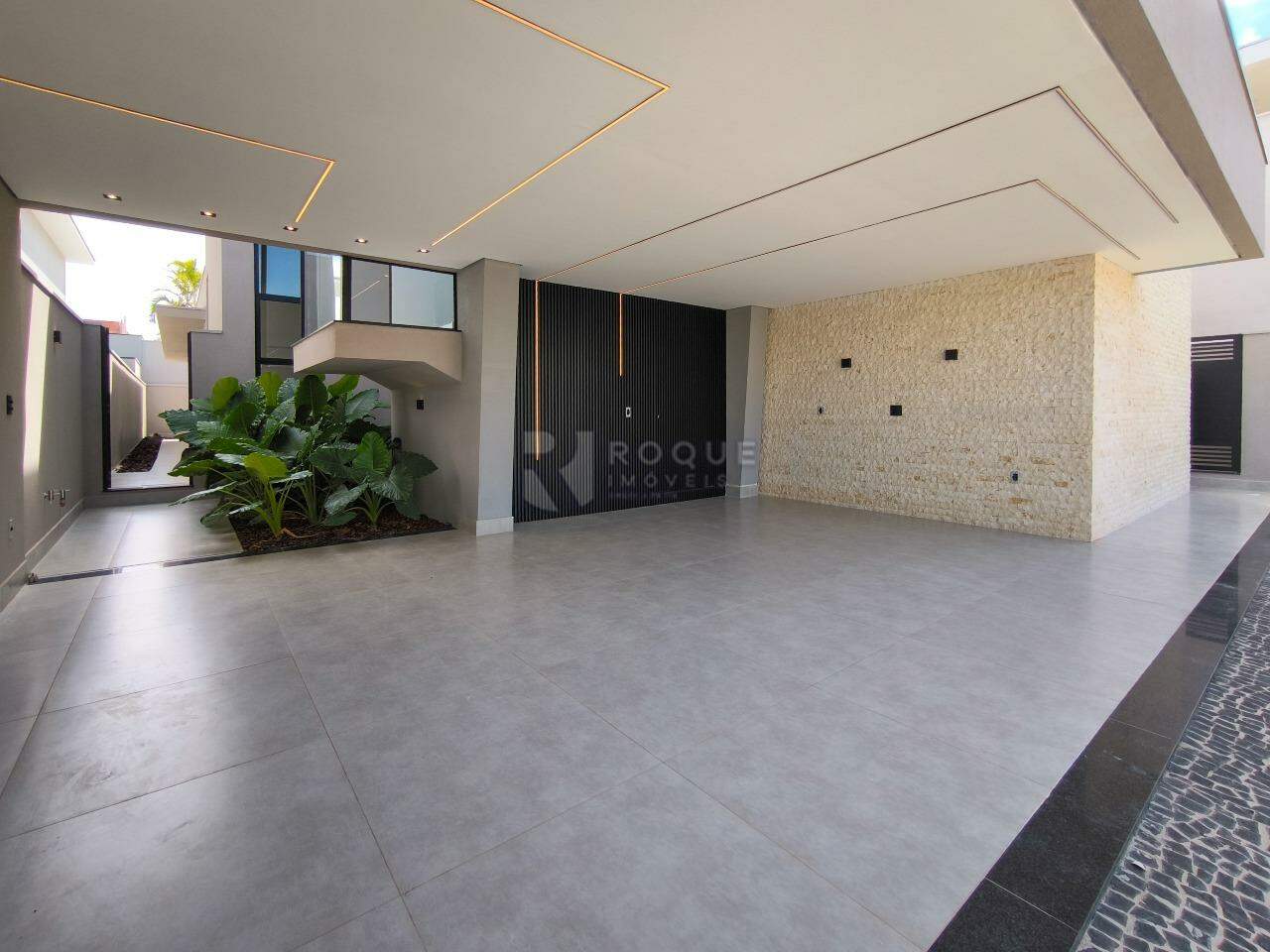 Casa em condomínio à venda no bairro Residencial Greville: GARAGEM