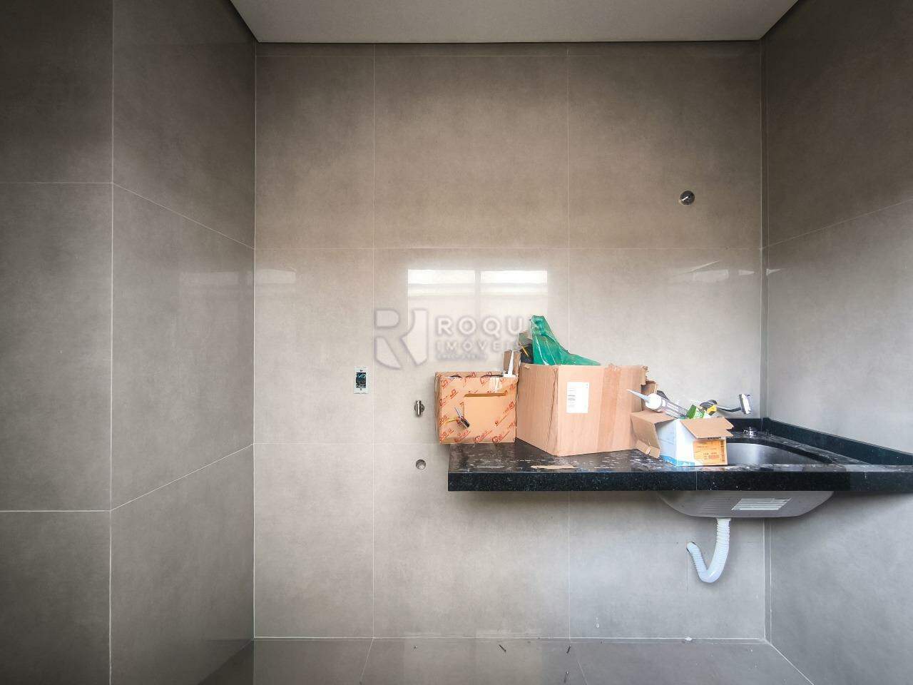 Casa em condomínio à venda no bairro Residencial Greville: LAVANDERIA