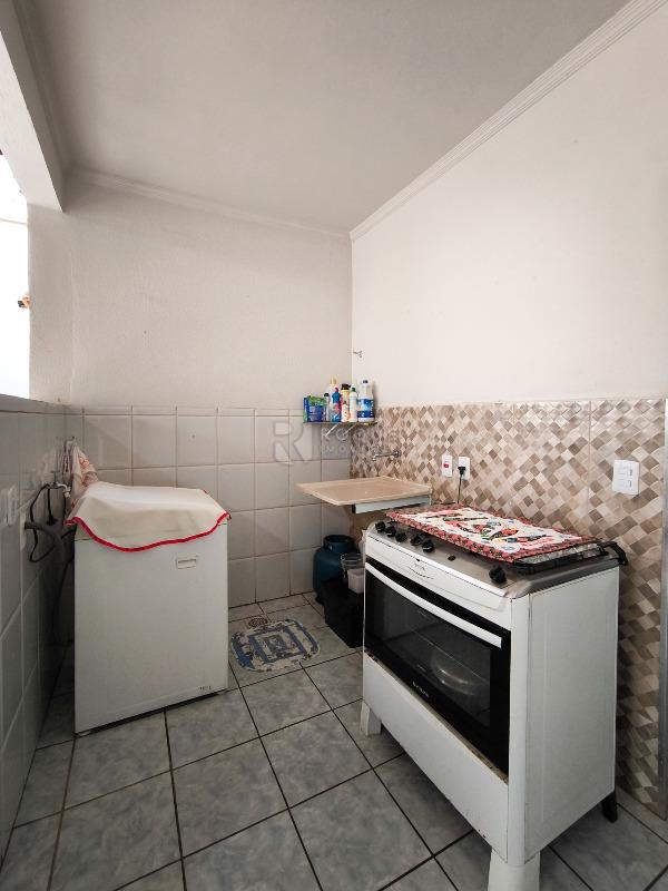 Casa Residencial à venda no bairro Jardim Ouro Verde: LAVANDERIA