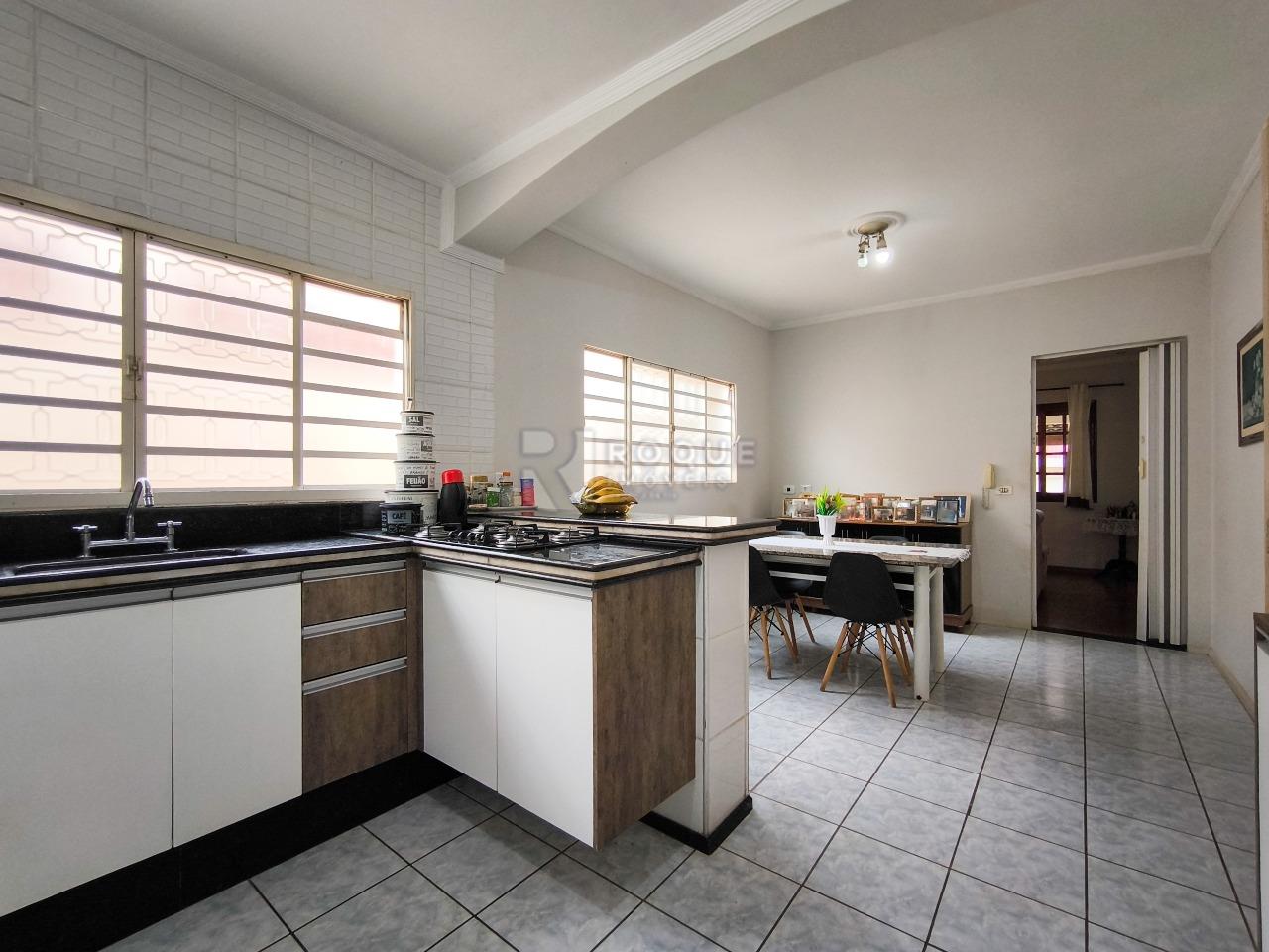 Casa Residencial à venda no bairro Jardim Ouro Verde: COZINHA