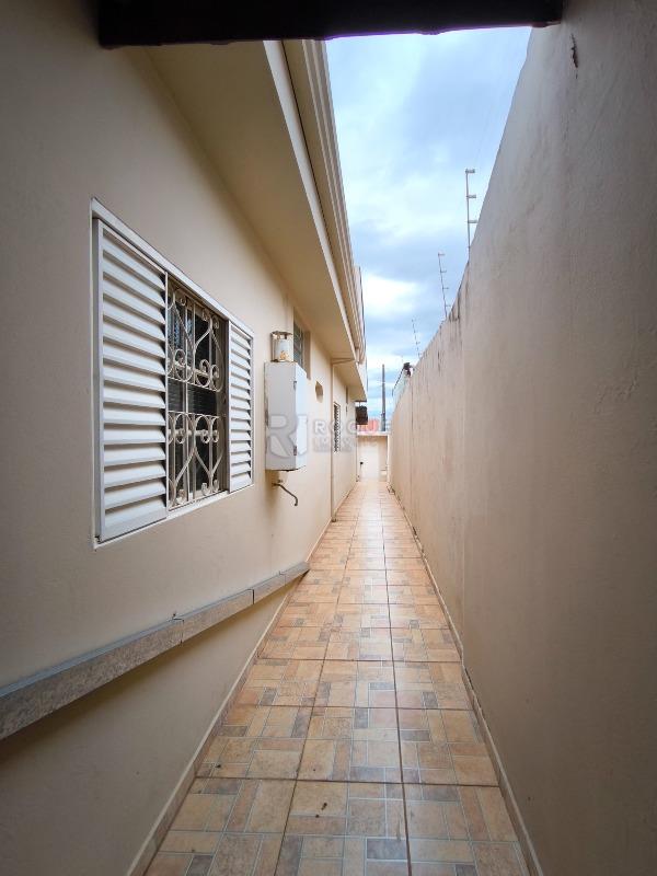 Casa Residencial à venda no bairro Jardim Ouro Verde: LATERAL EXTERNA