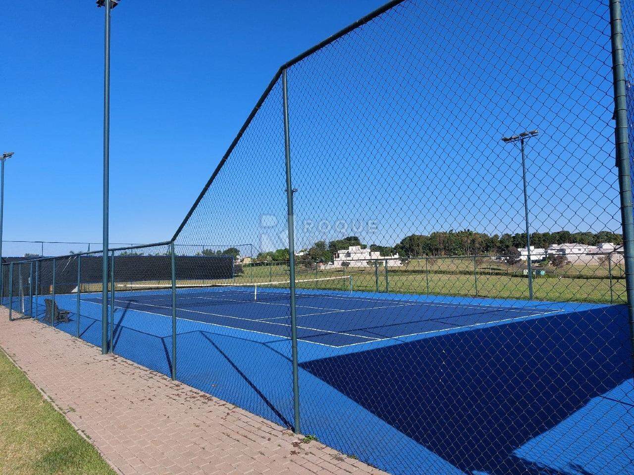 Terreno em condomínio à venda no bairro Residencial Lago Azul: 