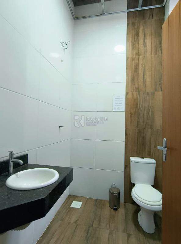 Salão para aluguel no bairro Jardim Vista Alegre: Wc social 