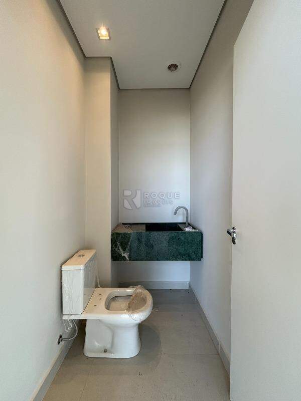 Apartamento para aluguel no bairro Jardim Florença: Lavabo