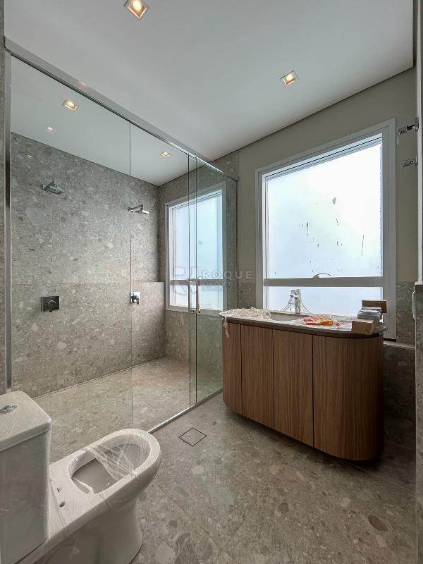 Apartamento para aluguel no bairro Jardim Florença: WC suíte master segundo andar