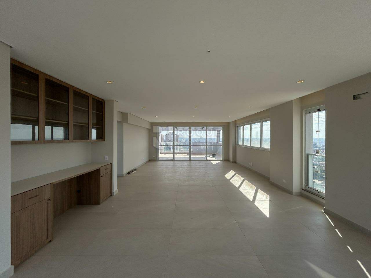 Apartamento para aluguel no bairro Jardim Florença: Sala