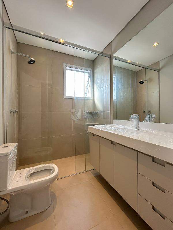 Apartamento para aluguel no bairro Jardim Florença: WC suíte 4 segundo andar