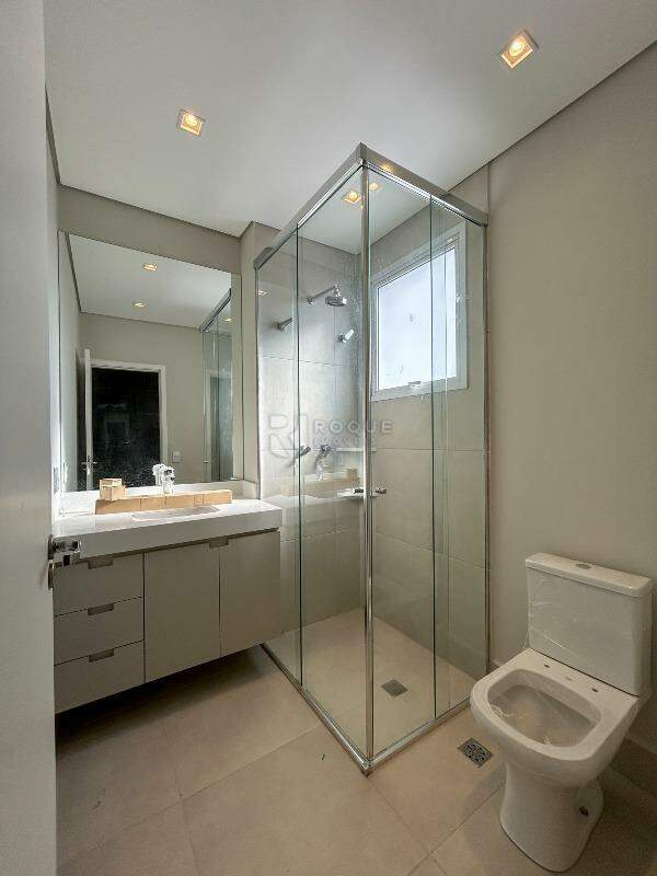 Apartamento para aluguel no bairro Jardim Florença: WC suíte 2 segundo andar