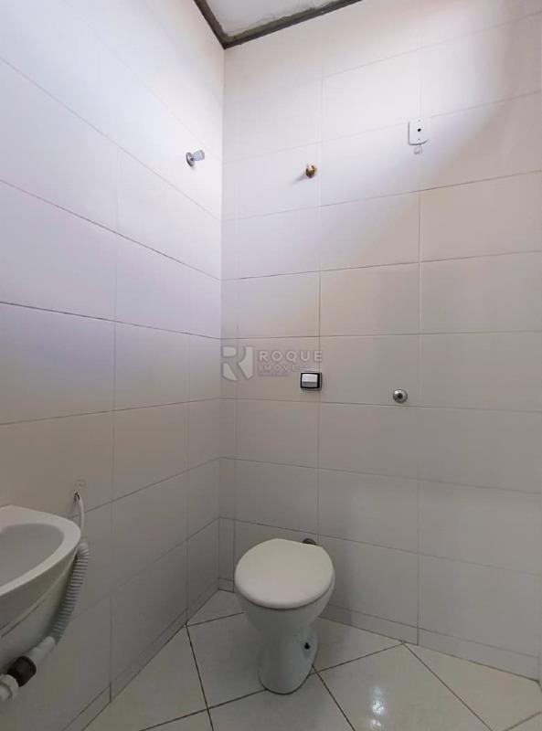 Salão para aluguel no bairro Jardim Campo Verde I: Wc social