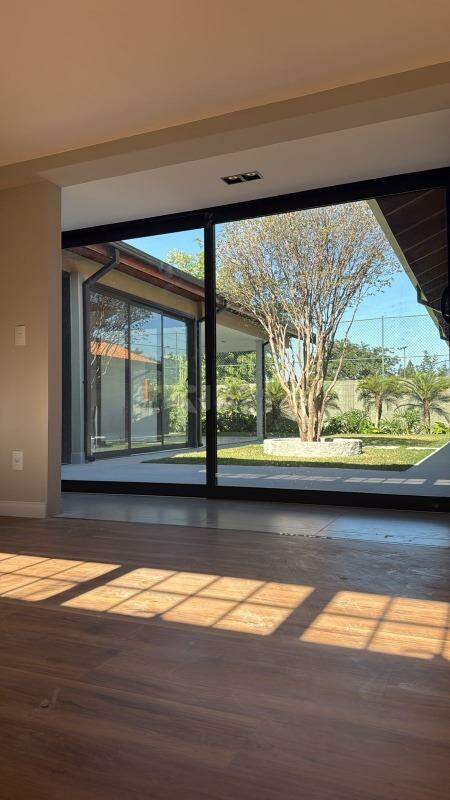 Casa em condomínio à venda no bairro Residencial Greville: